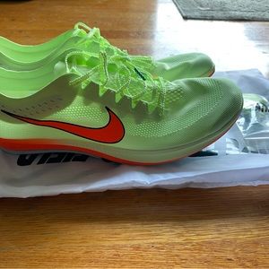 New Nike Dragonfly Spikes Men’s Size 13